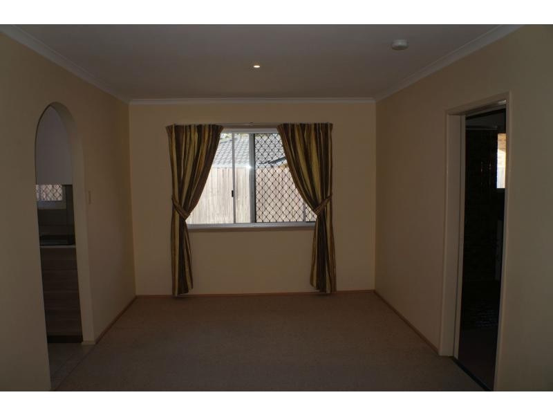 19 Ebrill Street, Jamboree Heights QLD 4074