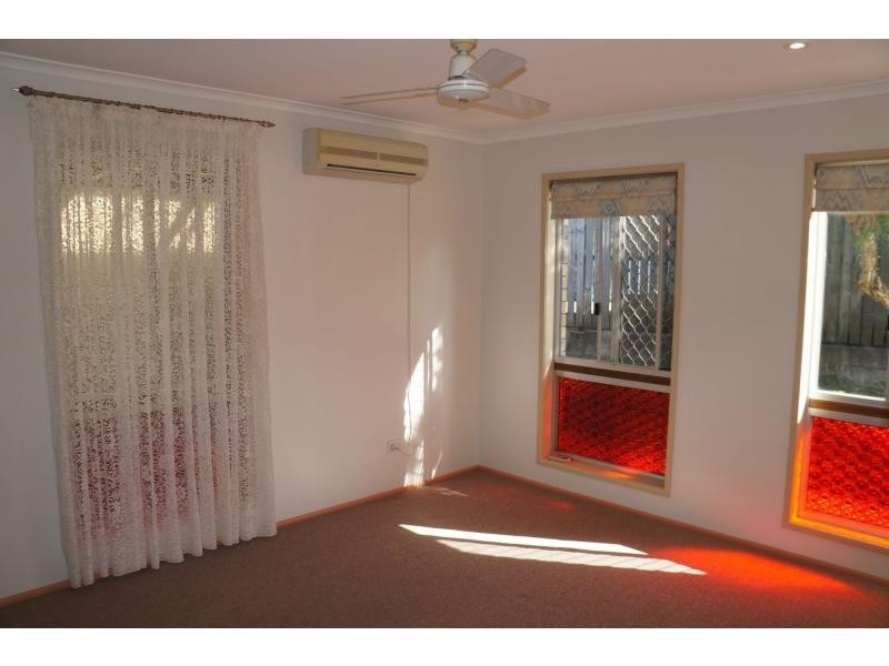 19 Ebrill Street, Jamboree Heights QLD 4074