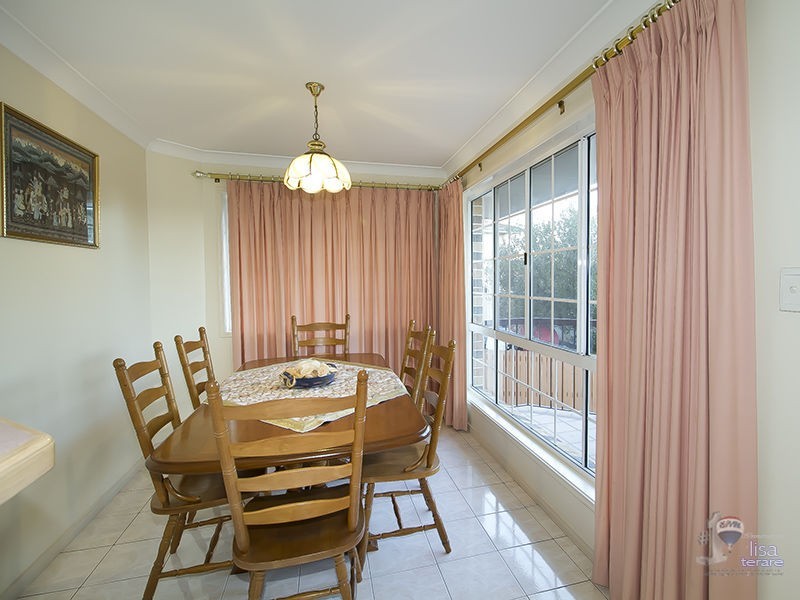 21 Woolner Place, Mount Ommaney QLD 4074