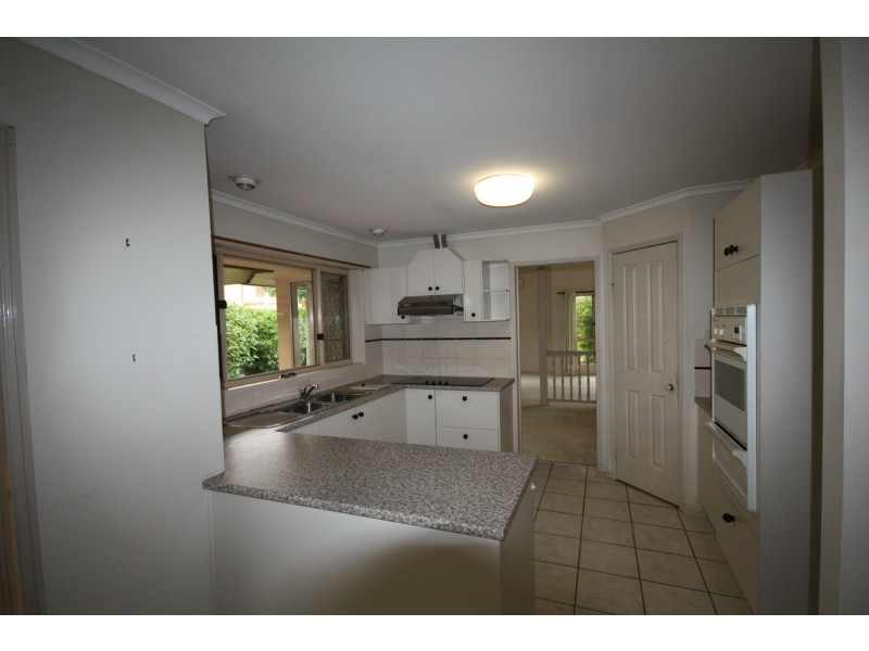 12 Baronga Street, Middle Park QLD 4074