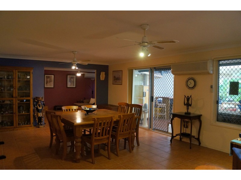 7 Mulla Close, Riverhills QLD 4074