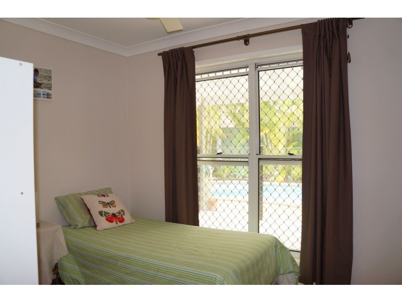 22 Serle Street, Middle Park QLD 4074