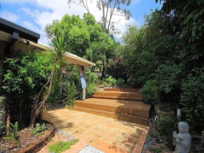 Mount Ommaney QLD 4074