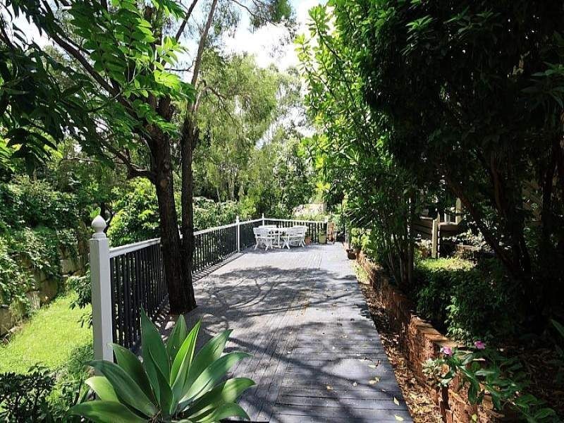 Mount Ommaney QLD 4074