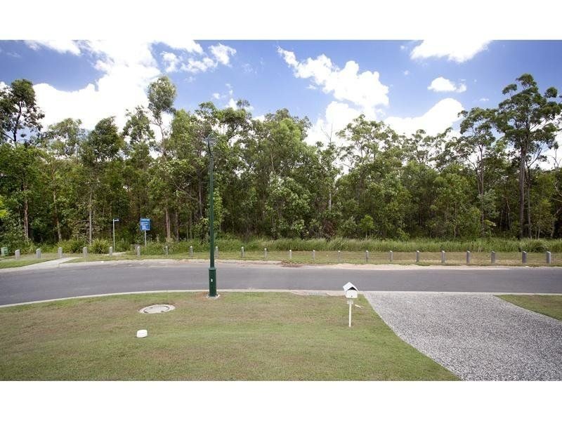 27 Christopher Place, Sinnamon Park QLD 4073