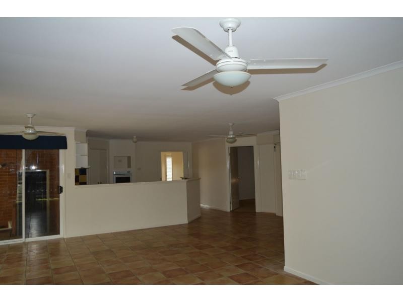 Sinnamon Park QLD 4073