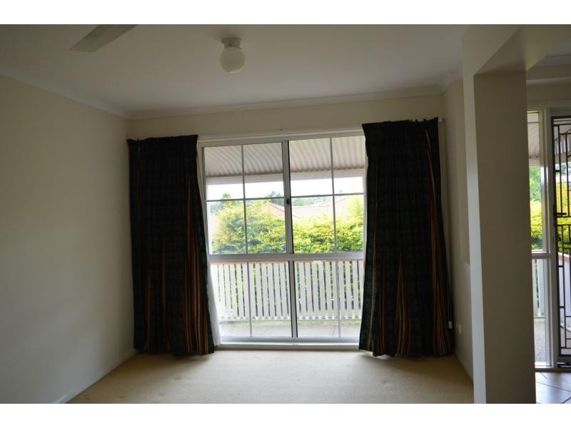 Sinnamon Park QLD 4073