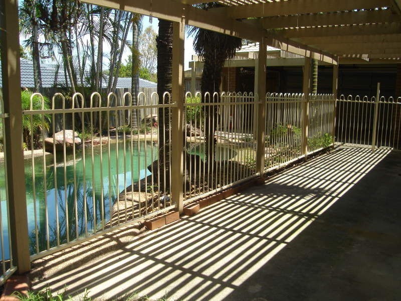 Sinnamon Park QLD 4073