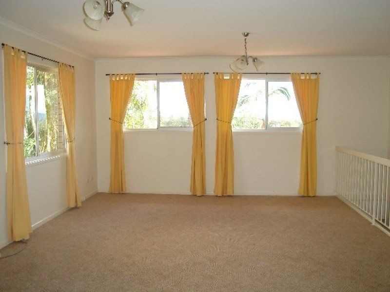 40 Pennant Street, Jamboree Heights QLD 4074