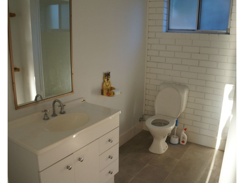 1 Schooner Street, Jamboree Heights QLD 4074