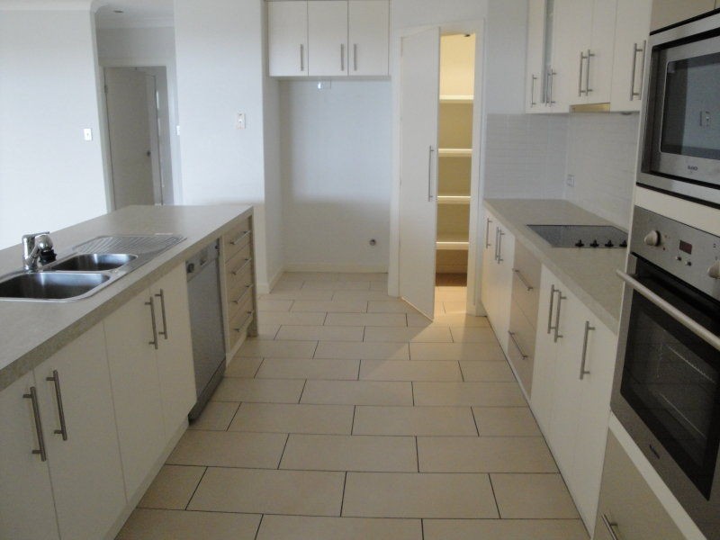14 Harpulia Parade, Seventeen Mile Rocks QLD 4073