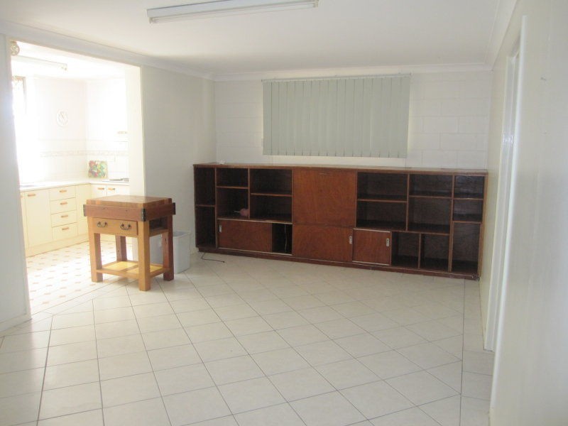 8 Elinga Street, Jindalee QLD 4074