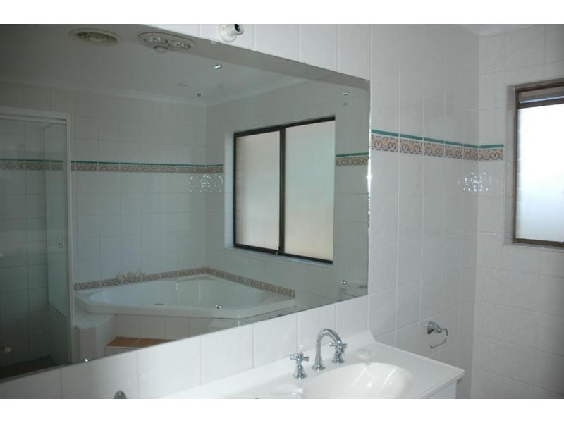 42 Jarup Street, Jindalee QLD 4074