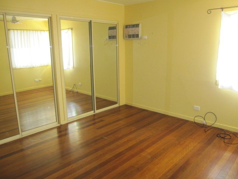 Jindalee QLD 4074