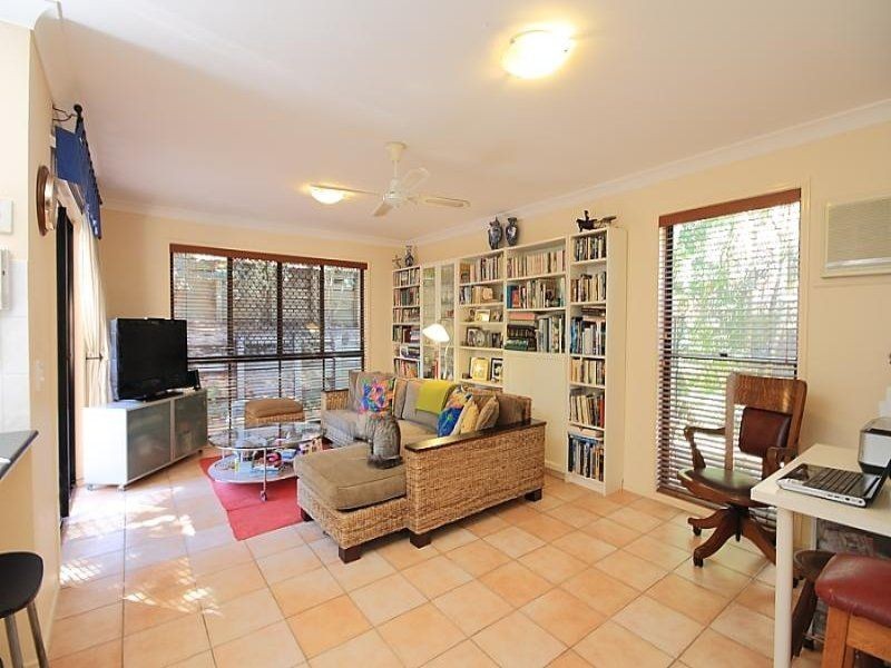Mount Ommaney QLD 4074
