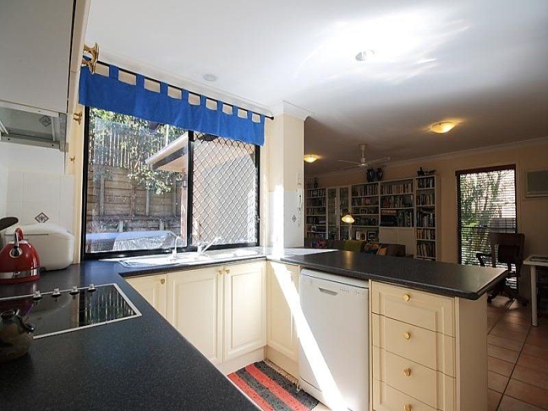 Mount Ommaney QLD 4074