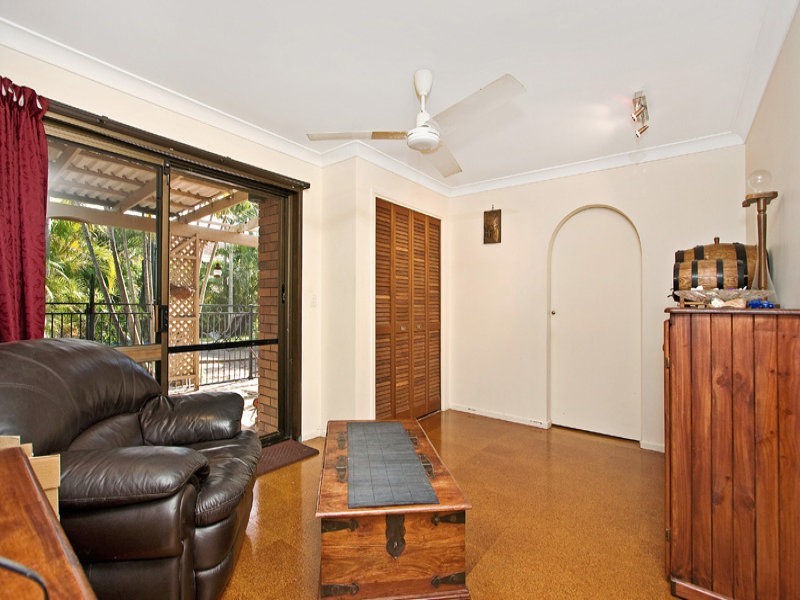 15 Kosciusko Street, Middle Park QLD 4074