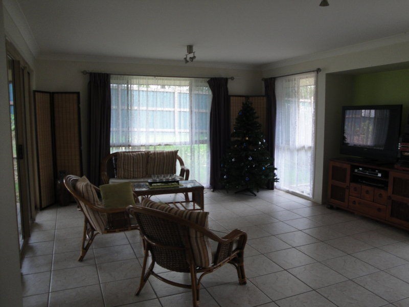 Seventeen Mile Rocks QLD 4073