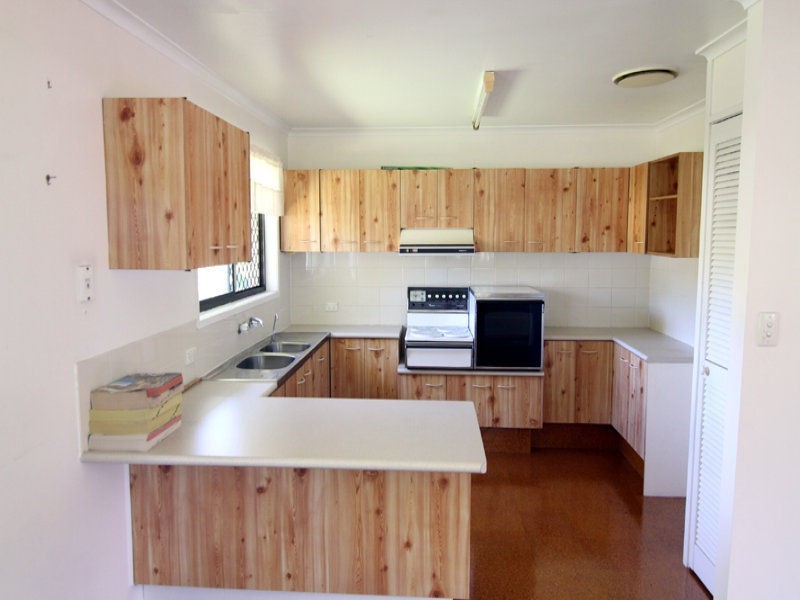 2 Gwydir Street, Riverhills QLD 4074