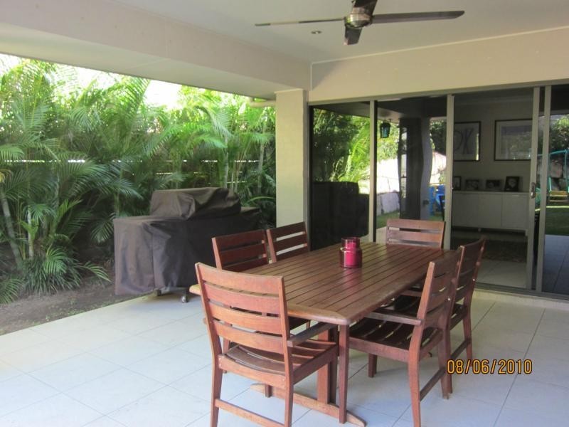 25 Casuarina Street, Seventeen Mile Rocks QLD 4073