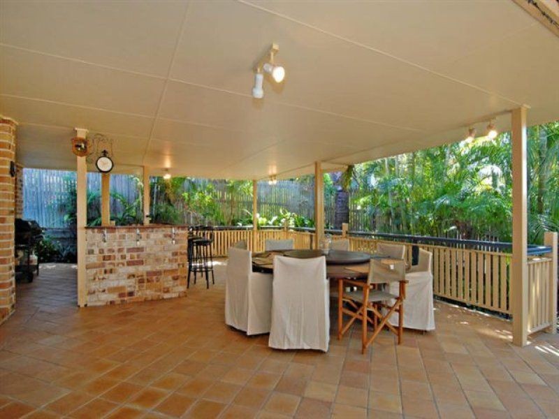 Sinnamon Park QLD 4073