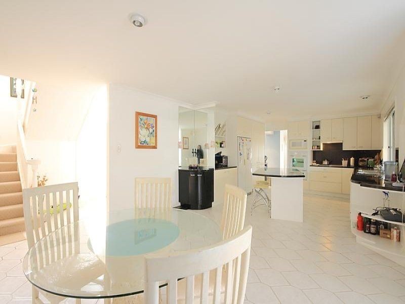 15 Colac Court, Westlake QLD 4074