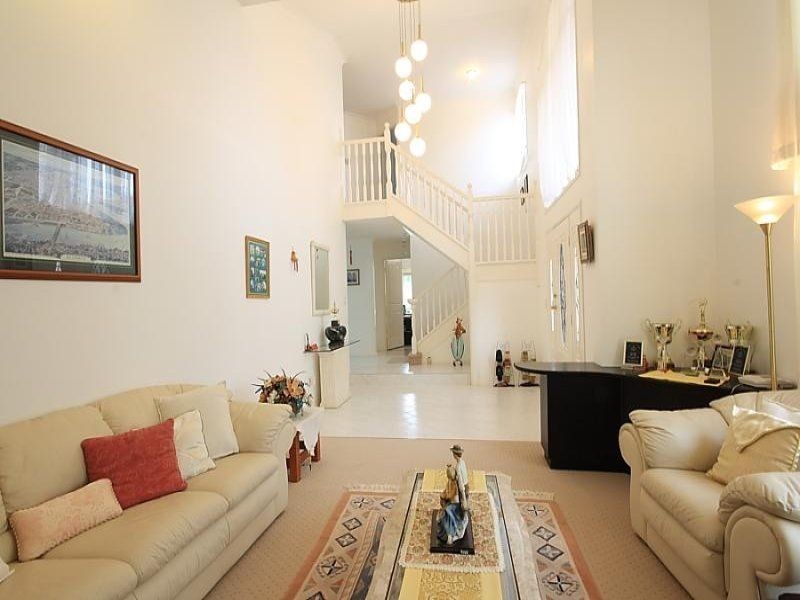 15 Colac Court, Westlake QLD 4074