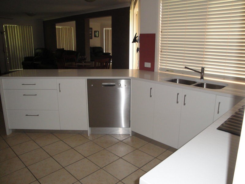 Sinnamon Park QLD 4073