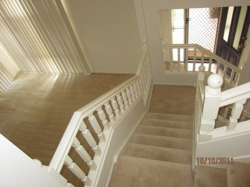 1/15 Abel Smith Drive, Mount Ommaney QLD 4074