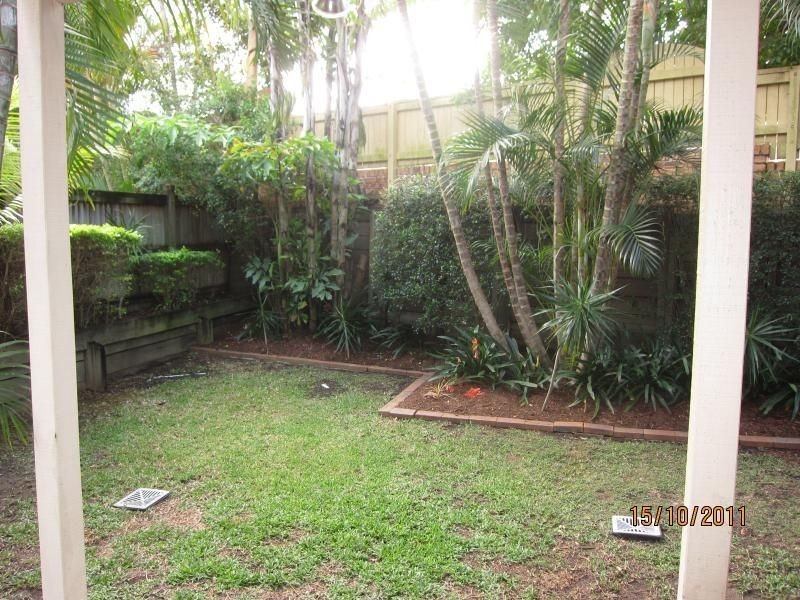 1/15 Abel Smith Drive, Mount Ommaney QLD 4074