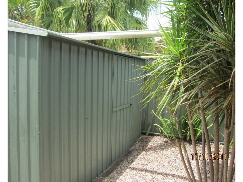 100 Tanglewood Street, Middle Park QLD 4074