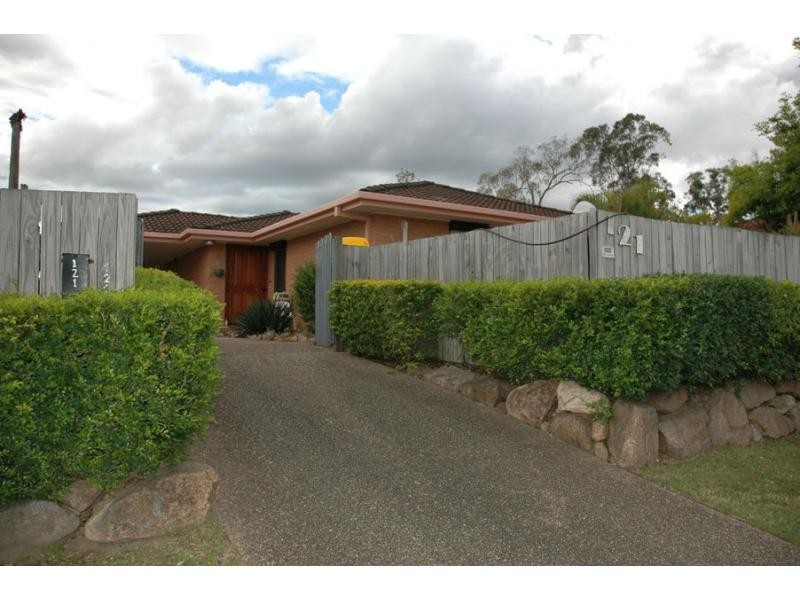 121 Sumners Road, Jamboree Heights QLD 4074