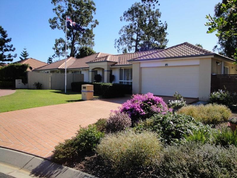 Sinnamon Park QLD 4073
