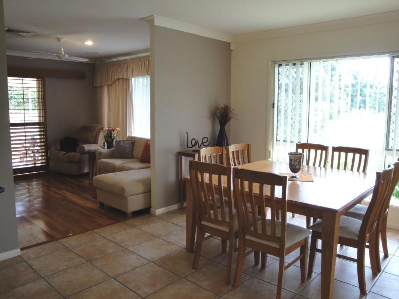 Sinnamon Park QLD 4073