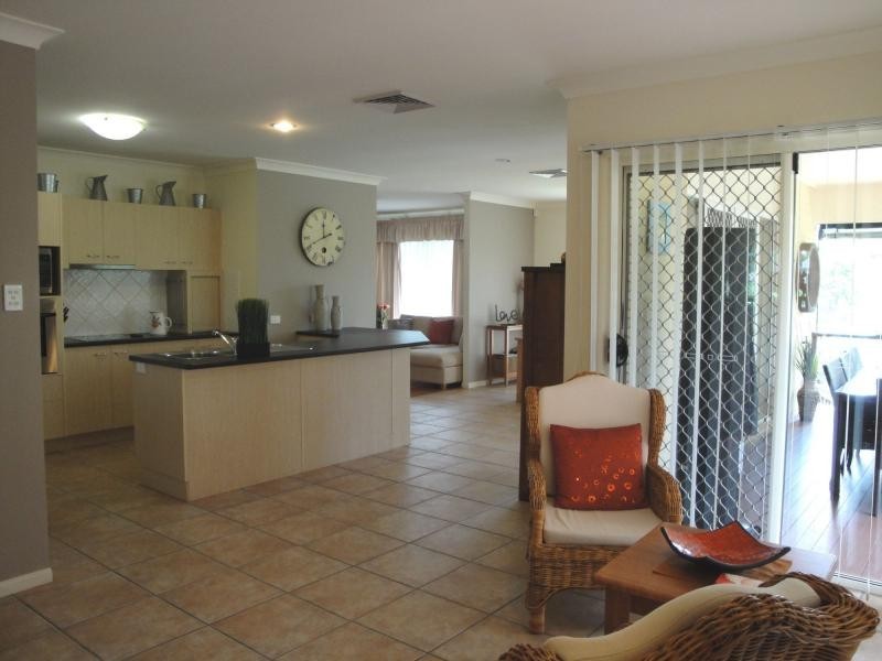 Sinnamon Park QLD 4073