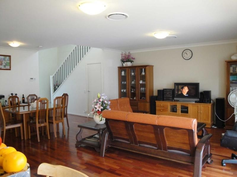 Mount Ommaney QLD 4074