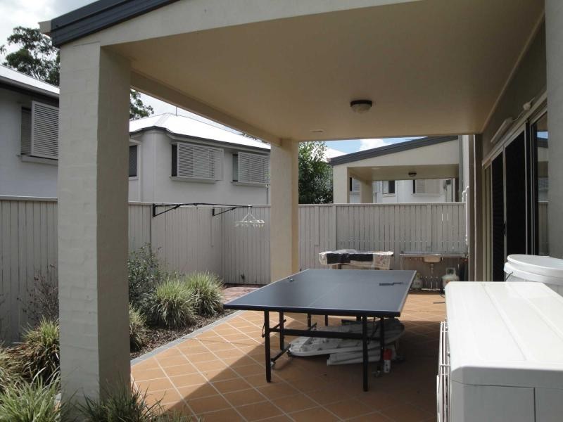 Mount Ommaney QLD 4074