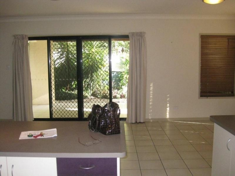 92 Brookeside Street, Seventeen Mile Rocks QLD 4073