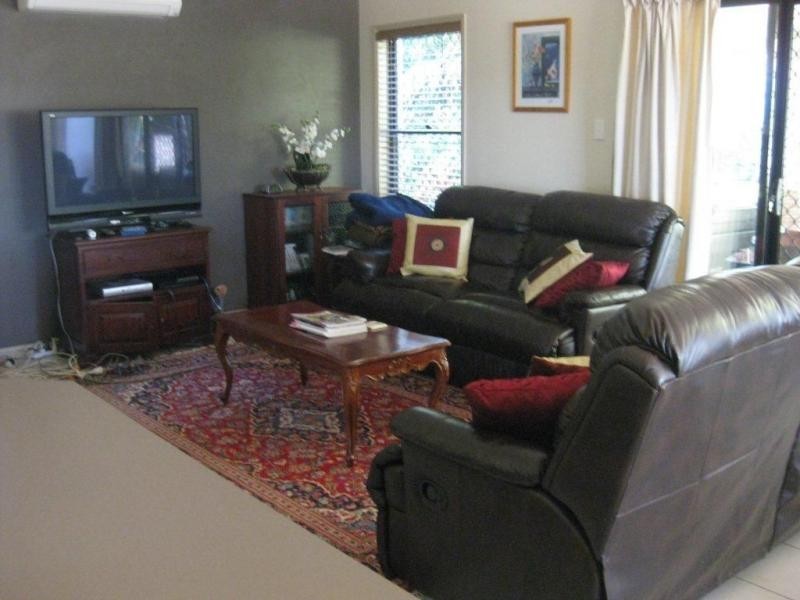 92 Brookeside Street, Seventeen Mile Rocks QLD 4073