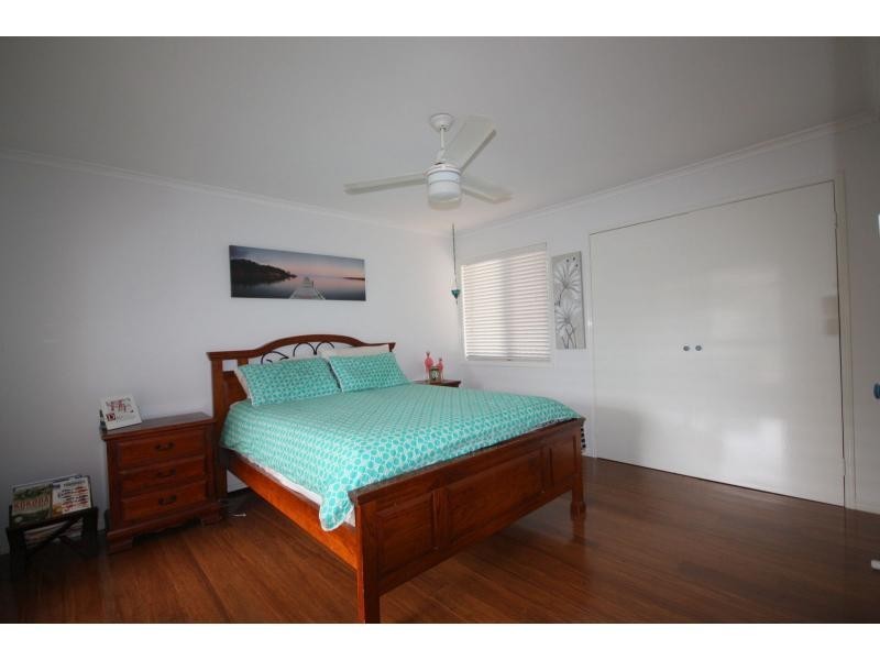 1 Yew Street, Middle Park QLD 4074