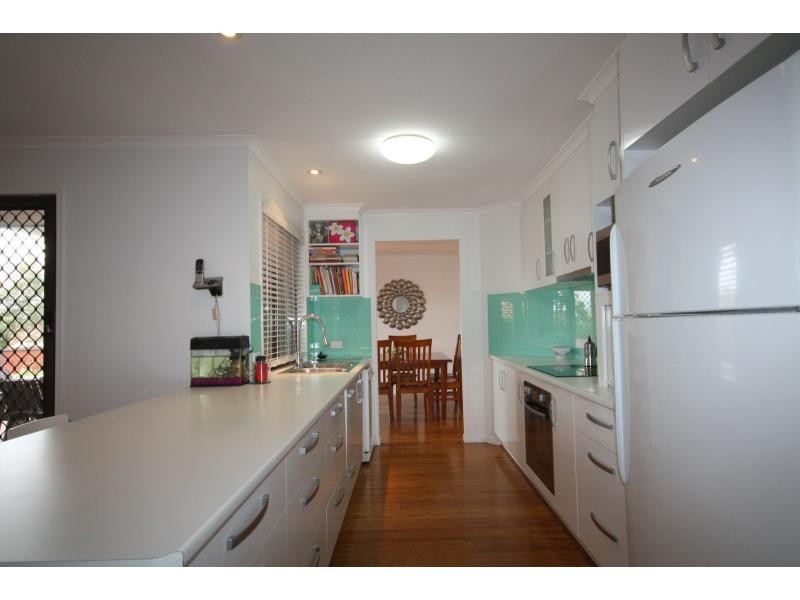 1 Yew Street, Middle Park QLD 4074