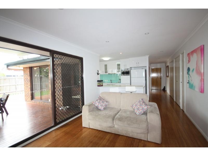 1 Yew Street, Middle Park QLD 4074