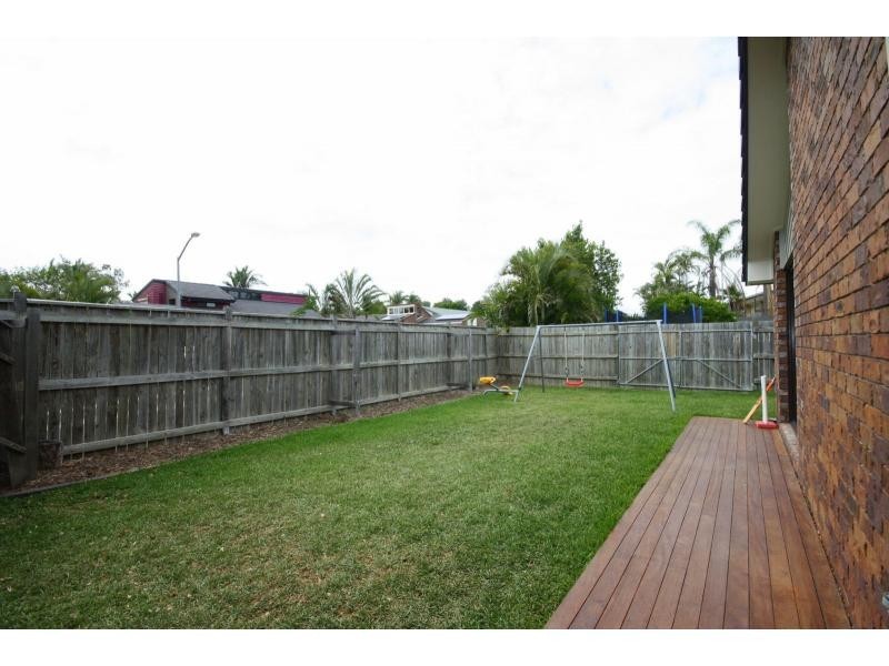 1 Yew Street, Middle Park QLD 4074