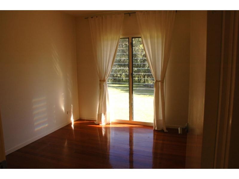 5 Tallowood Drive, Pullenvale QLD 4069