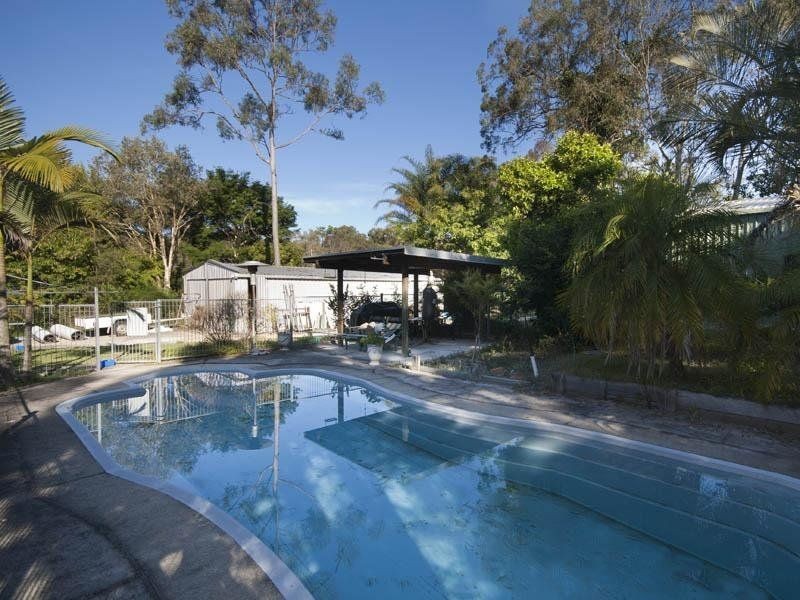33 Addison Road, Camira QLD 4300