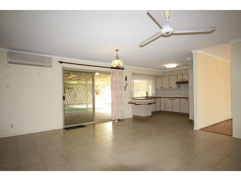 31 Bilkurra Street, Middle Park QLD 4074