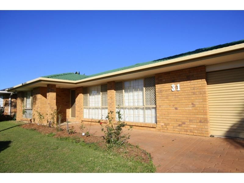 31 Bilkurra Street, Middle Park QLD 4074