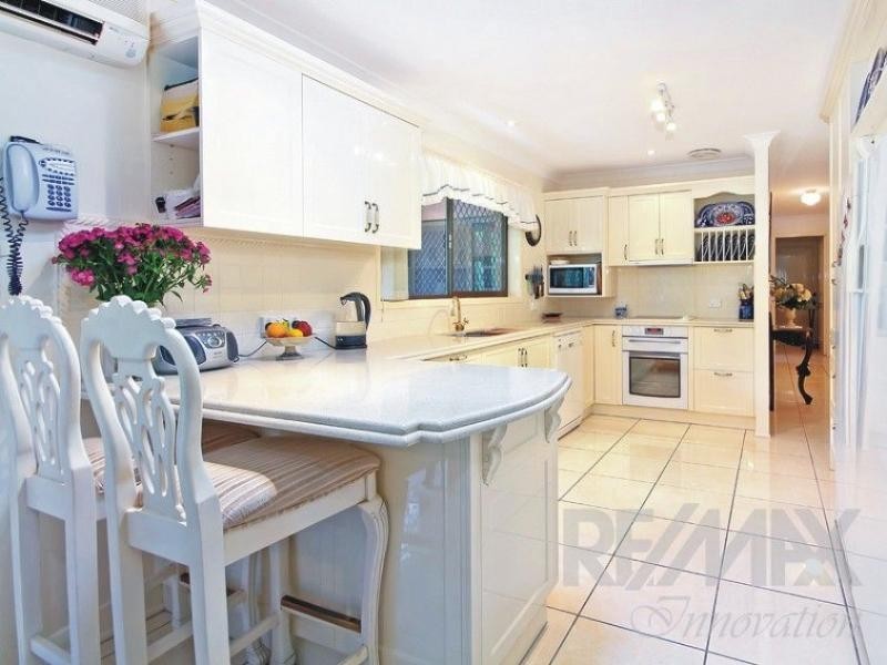 181 Arrabri Avenue, Mount Ommaney QLD 4074