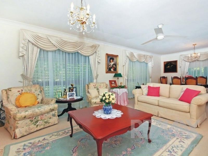 181 Arrabri Avenue, Mount Ommaney QLD 4074