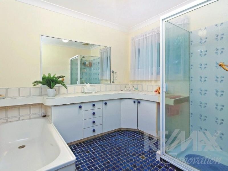 181 Arrabri Avenue, Mount Ommaney QLD 4074